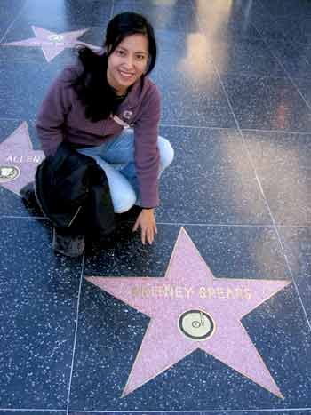 Manda spots Britney Spears' star on Hollywood Boulevard.