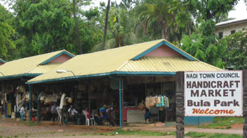 Nadi Town - a handicraft market with plenty of customers