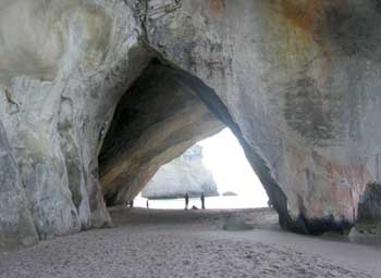 Archway that cuts through Cathedral Cove