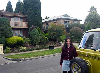 Manda and Ethel in Ramsay Street.