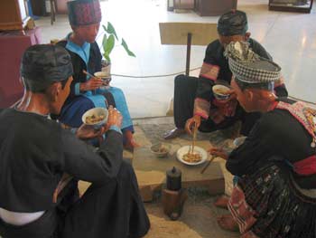 Hilltribe doing lunch