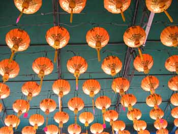 Lanterns at Chinatown.