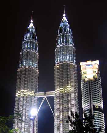 Petronus Towers at night